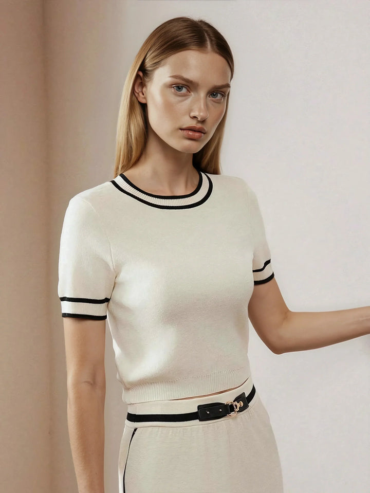 Knit Top With Contrast Trim Short Sleeves Modern Fit