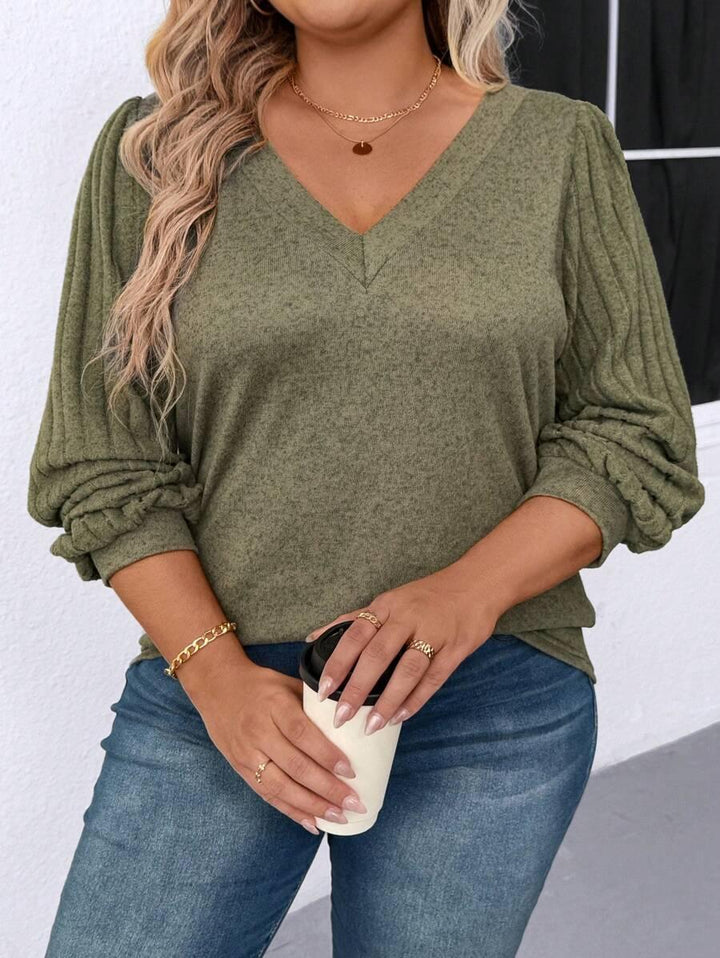 Plus Size V Neck T Shirt With Warm Lining And Bishop Sleeve