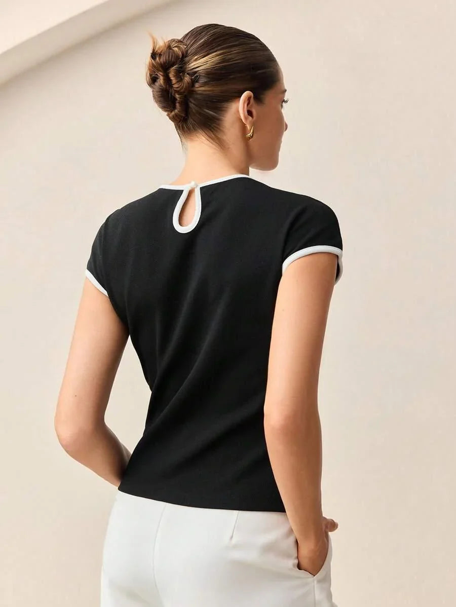 Contrast Trim Round Neck Short Sleeve Tee All Day Comfort