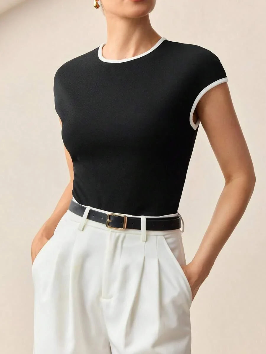 Contrast Trim Round Neck Short Sleeve Tee All Day Comfort