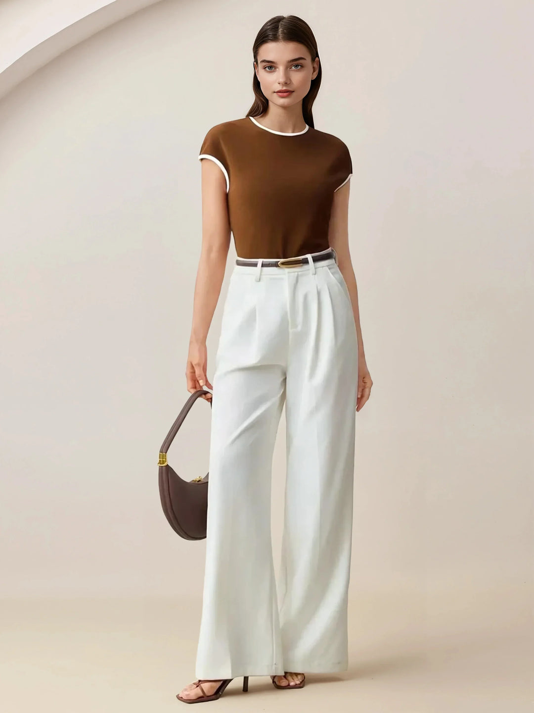 Contrast Trim Round Neck Short Sleeve Tee All Day Comfort