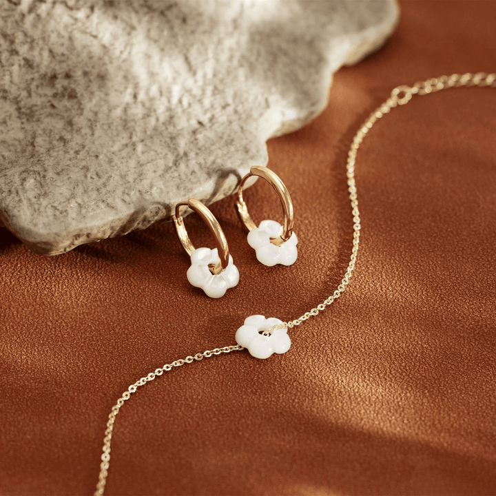 LUNAFLEUR Earrings