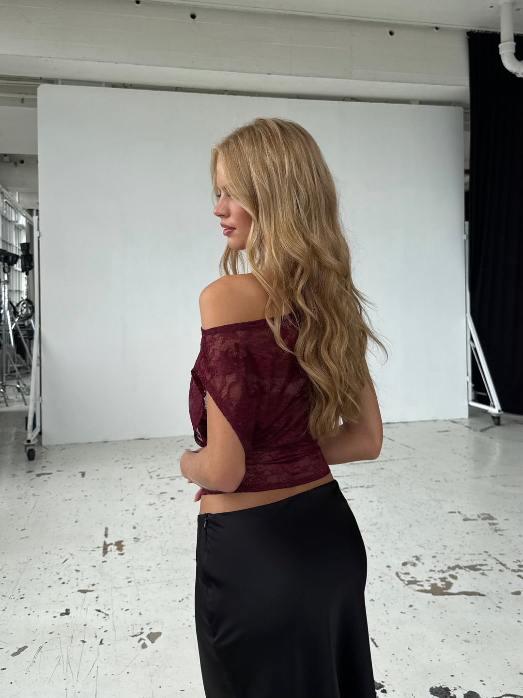 Iris lace top - burgundy
