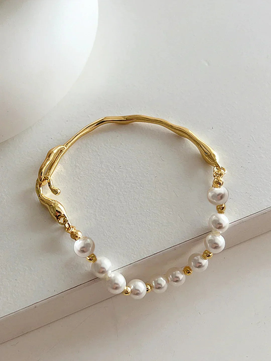 Sculpted Pearl Charm Bracelet