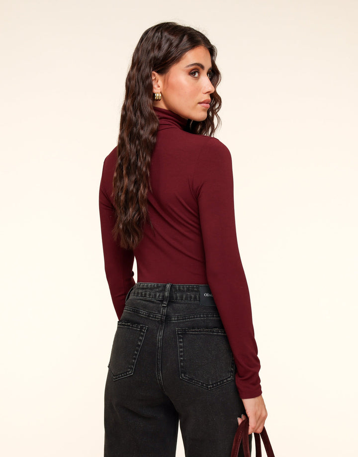 Red Basic High Col - Body