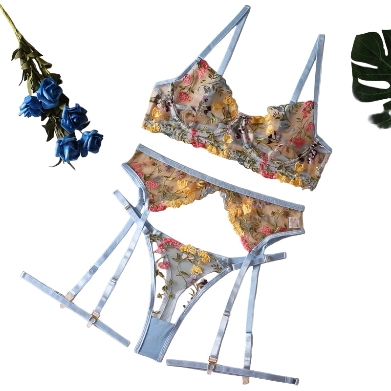 Clarissa – Boho Embroidered Lingerie Set