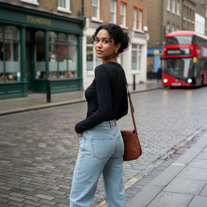 Classic Fitted Top - black