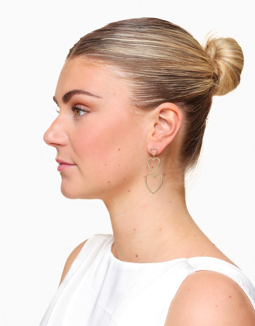 Golden Detailed Open Row Hearts - Earrings