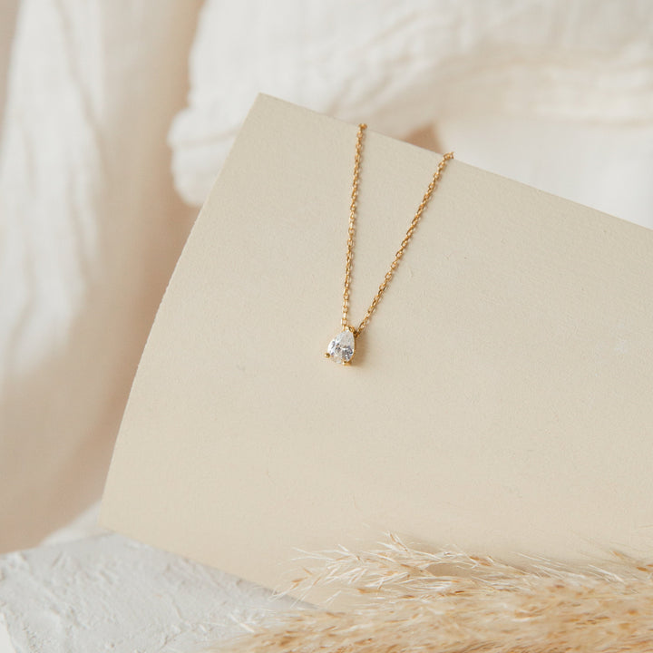 CLARA Necklace
